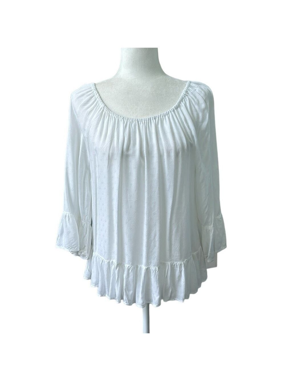 Velvet by Graham and Spencer White Off Shoulder Ruffle Boho Blouse Size Small